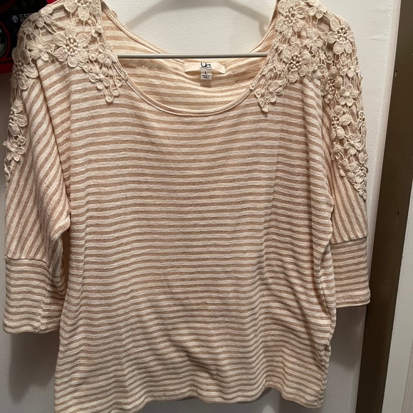 3/4 Tan Stripe Shirt - Picture 1 of 1